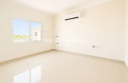 Villa - 5 Bedrooms - 4 Bathrooms for rent in Palm Village residence - New Salata - Salata - Doha