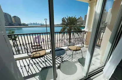 Villa - 3 Bedrooms - 4 Bathrooms for rent in Viva West - Viva Bahriyah - The Pearl Island - Doha