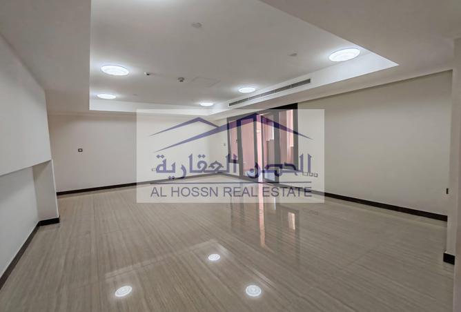 974974 - Property Image 2