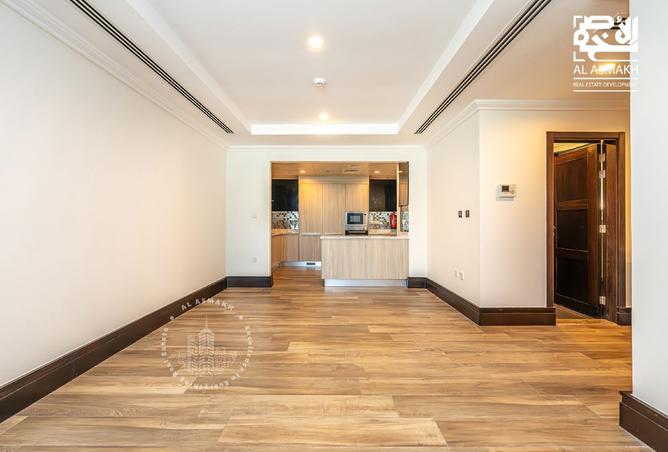 962439 - Property Image 3