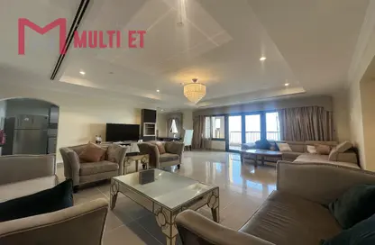Apartment - 3 Bedrooms - 4 Bathrooms for rent in The Pearl Island - Doha