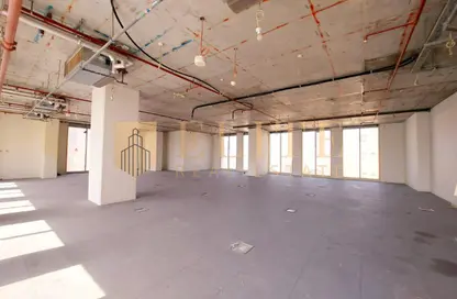 Office Space - Studio - 6 Bathrooms for rent in B-Ring Road - B-Ring Road - Doha