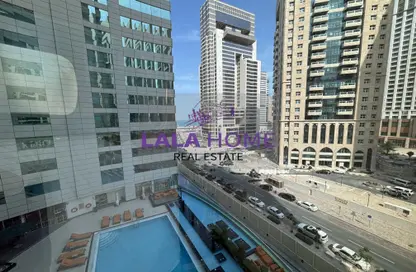 شقة - 3 غرف نوم - 4 حمامات للايجار في الحي التجاري - الخليج الغربي - الدوحة