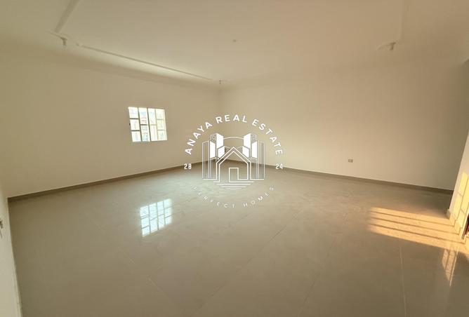 966660 - Property Image 2