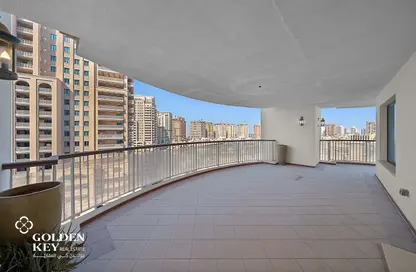 Apartment - 3 Bedrooms - 4 Bathrooms for rent in West Porto Drive - Porto Arabia - The Pearl Island - Doha