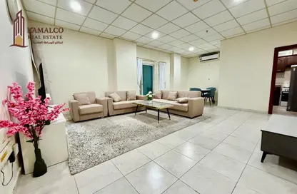 Apartment - 2 Bedrooms - 2 Bathrooms for rent in Al Sadd Road - Al Sadd - Doha