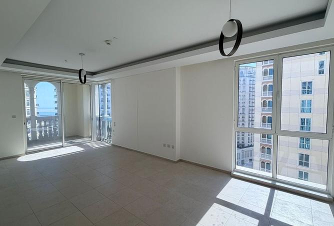 1001715 - Property Image 2