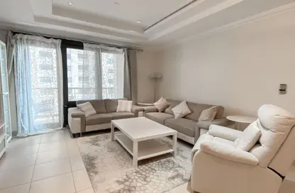 Apartment - 1 Bedroom - 2 Bathrooms for rent in East Porto Drive - Porto Arabia - The Pearl Island - Doha