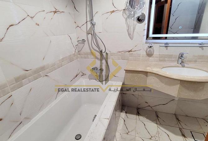 923999 - Property Image 3