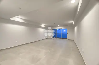 Apartment - 1 Bedroom - 2 Bathrooms for rent in Al Mutahidah Tower - Viva Bahriyah - The Pearl Island - Doha
