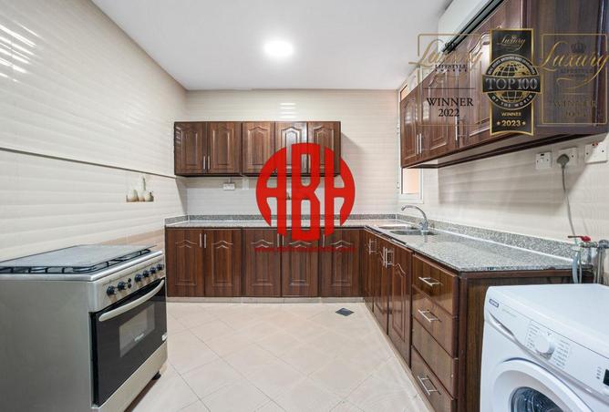 924643 - Property Image 2