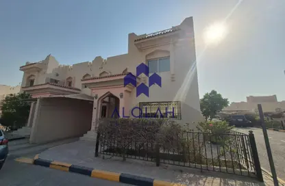 مجمع سكني - 4 غرف نوم - 5 حمامات للايجار في الدحيل - الدحيل - الدوحة