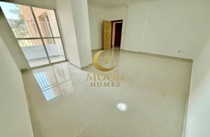 Apartment - 2 Bedrooms - 1 Bathroom for rent in Al Sadd Road - Al Sadd - Doha
