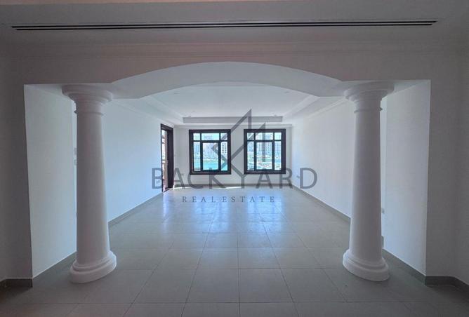 977407 - Property Main Image