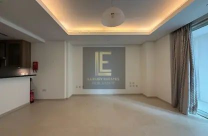 Apartment - Studio - 1 Bathroom for rent in Viva West - Viva Bahriyah - The Pearl Island - Doha