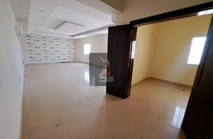 Apartment - 3 Bedrooms - 3 Bathrooms for rent in Al Mansoura - Al Mansoura - Doha
