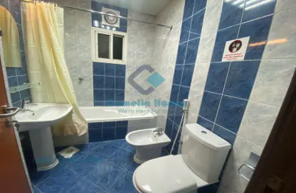 Apartment - 3 Bedrooms - 2 Bathrooms for rent in Salaja Street - Doha Al Jadeed - Doha