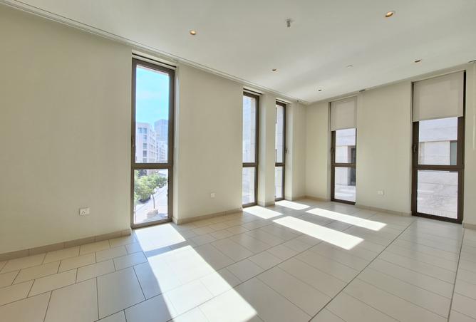 988280 - Property Main Image