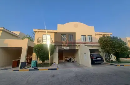 مجمع سكني - 4 غرف نوم - 5 حمامات للايجار في شارع المرخية - المرخية - الدوحة