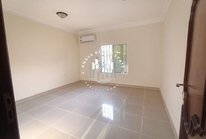 979665 - Property Image 3