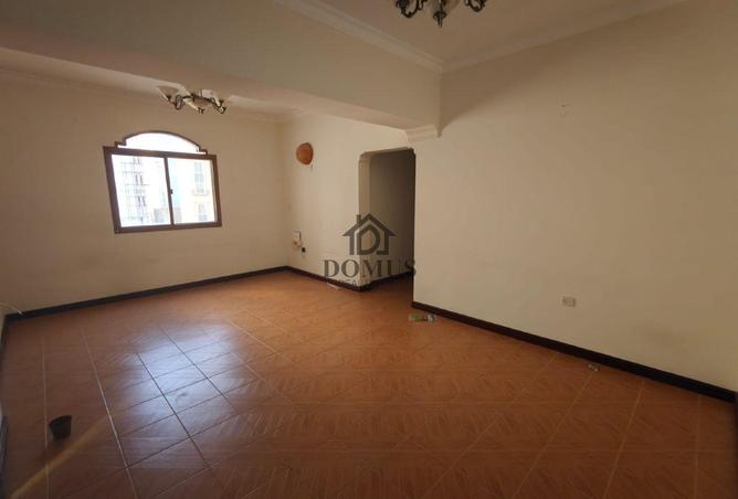 942900 - Property Main Image
