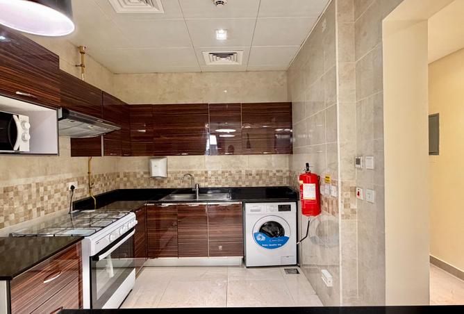 1002921 - Property Image 2