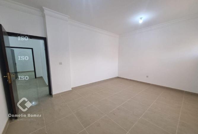 967471 - Property Image 2