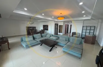 Apartment - 2 Bedrooms - 3 Bathrooms for sale in West Porto Drive - Porto Arabia - The Pearl Island - Doha
