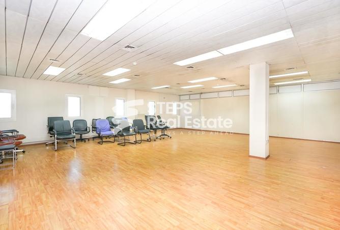 946298 - Property Image 3
