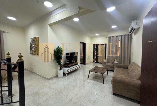 966808 - Property Image 2