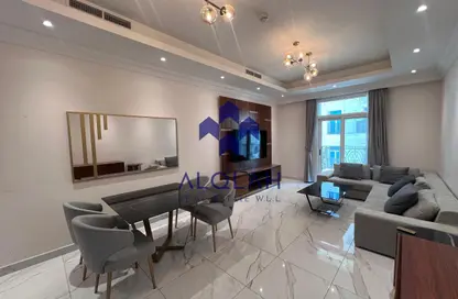 Apartment - 1 Bedroom - 2 Bathrooms for rent in Floresta Gardens - Floresta Gardens - The Pearl Island - Doha Apartment - 1 Bedroom - 2 Bathrooms for rent in Floresta Gardens - Floresta Gardens - The Pearl Island - Doha