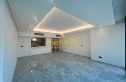 Apartment - 2 Bedrooms - 3 Bathrooms for rent in Marina District - Lusail