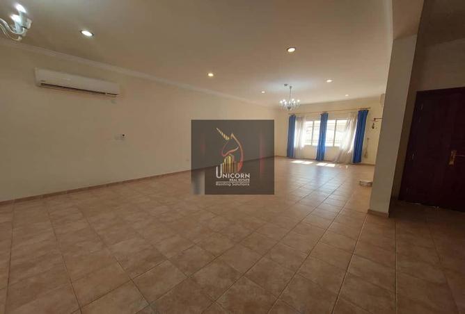 937145 - Property Image 3