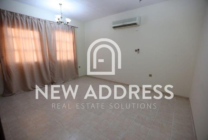 972744 - Property Image 2