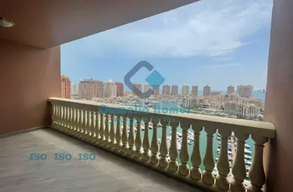 شقة - 2 غرف نوم - 3 حمامات للايجار في طريق بورتو الشرقي - بورتو أرابيا - جزيرة اللؤلؤة - الدوحة
