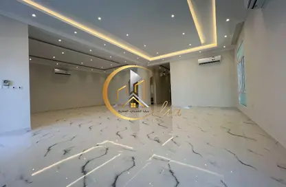 Villa - 7+ Bedrooms - 7+ Bathrooms for rent in Al Ebb - Al Kheesa - Umm Salal Mohammed