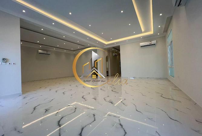 942239 - Property Main Image