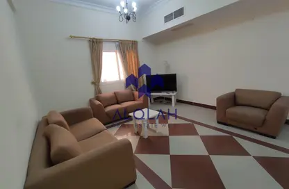 Apartment - 2 Bedrooms - 2 Bathrooms for rent in Al Sadd Road - Al Sadd - Doha