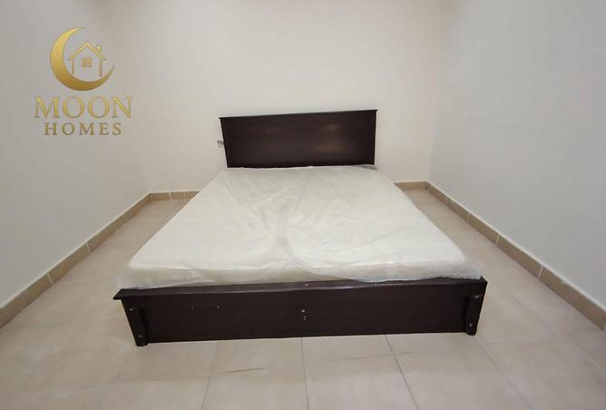 987234 - Property Image 3