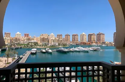 Apartment - 1 Bedroom - 2 Bathrooms for sale in Porto Arabia Townhouses - Porto Arabia - The Pearl Island - Doha