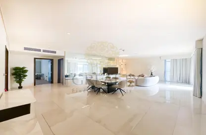 Apartment - 2 Bedrooms - 3 Bathrooms for rent in Seef Lusail Tower 1 - Seef Lusail - Lusail City - Lusail