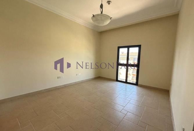 994636 - Property Image 2