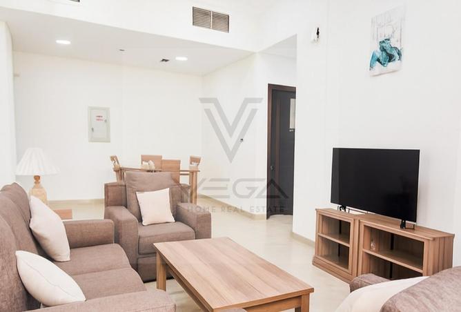 983548 - Property Image 2