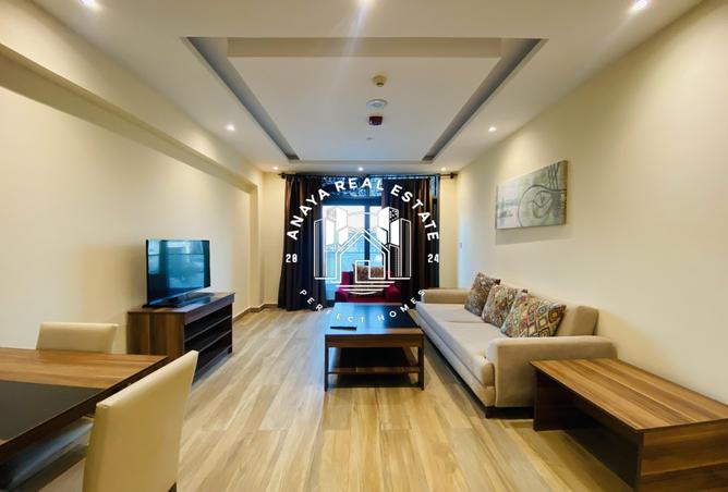 932089 - Property Image 2