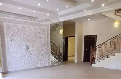 فيلا - 6 غرف نوم - 6 حمامات للبيع في أم قرن - الضعاين