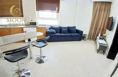 Apartment - 1 Bedroom - 1 Bathroom for rent in Old Salata - Salata - Doha