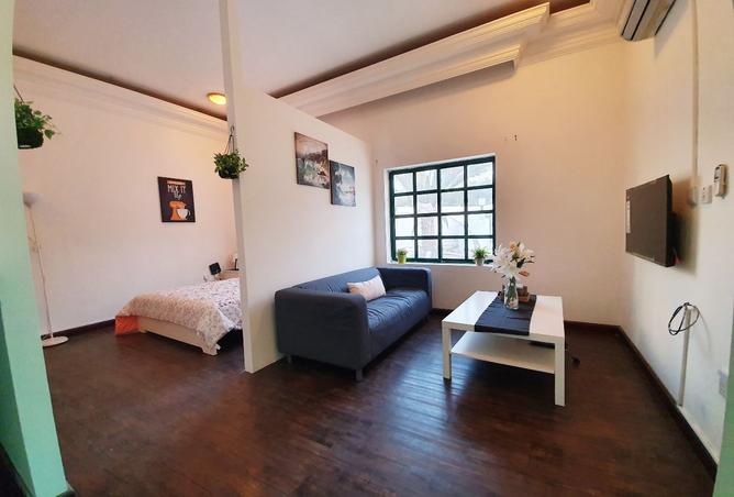 954706 - Property Image 2