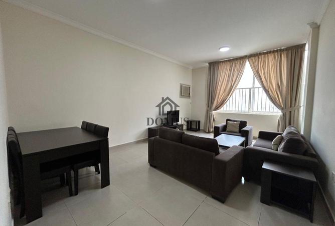 948033 - Property Image 3