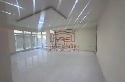 Villa - 5 Bedrooms - 6 Bathrooms for sale in Zekreet Street - Al Kharaitiyat - Umm Salal Mohammed
