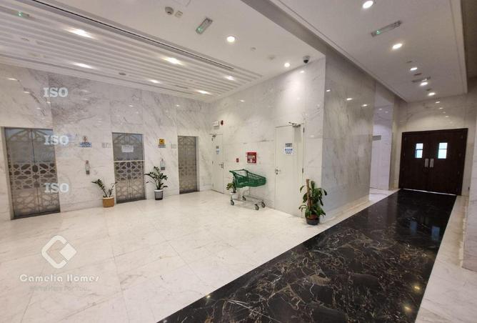 974304 - Property Image 2